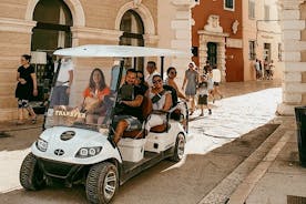 Tour privado em Rovinj em um carrinho de golfe