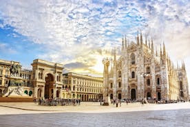 Delícias nas alturas: passeio pelo Duomo com aventura na cobertura!