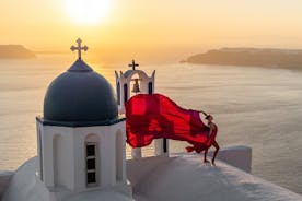 Flying Dress Photoshoot in Santorini by Flying Dress ©