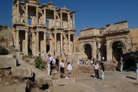 Excursion à terre en petit groupe, découverte d'Éphèse et de la maison de la Vierge Marie