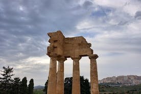 Cautivante tour al atardecer en Agrigento por el Valle dei Templi