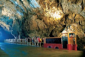 Caverna Postojna e Castelo Predjama de Rijeka