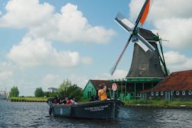 Cruzeiro público no moinho de vento em Zaanse Schans - Explore os moinhos de vento holandeses