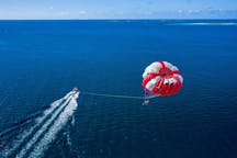 西班牙兰萨罗特岛的帆伞之旅