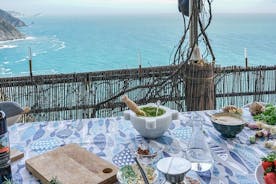 Cinque Terre: aula de culinária Pesto com vista para o mar em Riomaggiore