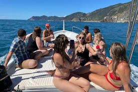 Puolen päivän opastettu kierros Cinque Terreen merestä