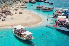 Tour en barco por Suluada con almuerzo de barbacoa y traslado de ida y vuelta desde Belek