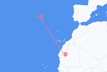 Lennot Atarista, Mauritania Ponta Delgadaan, Portugali