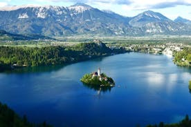 Felles gruppe tur til innsjøen Bled og Ljubljana fra Koper