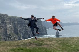 Cliffs Of Moher gönguferð frá Doolin - lítill hópur