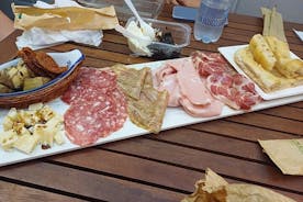 Modena tour gastronomico a piedi con un locale