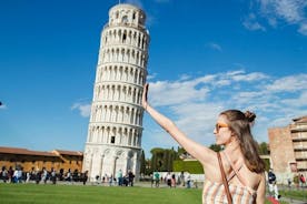 Tour privato di Pisa, Lucca e caseificio con degustazione di vini