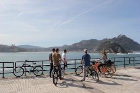 Excursão turística particular de bicicleta com guia em San Sebastian