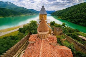 Kazbegi and Khinkali - the ultimate mountain experience tour