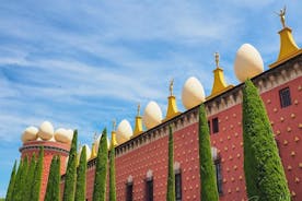 Dalín kolmio ja Cadaquésin päiväretki Gironasta