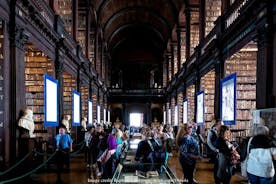 Dublin in a Day: Book of Kells & Guinness Storehouse Private Tour