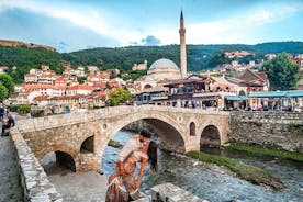 Excursão de dia inteiro ao Kosovo saindo de Skopje; Pristina e Prizren