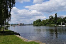 Minibusjes te huur in Offenbach am Main, in Duitsland