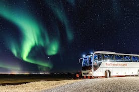 Excursão de ônibus pela aurora boreal saindo de Reykjavik