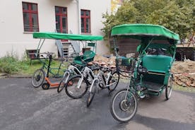 Private Berlin (E)Bike Tour with Extra Rickshaw up to 7 Guests