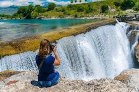 Ostrog klaustur - Niagara fossar einkadagsferð frá Podgorica borg