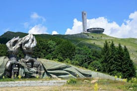 Seuthes Thracian 무덤을 포함한 Koprivshtitsa 및 Buzludzha 기념물 투어