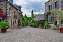 Coches medianos de alquiler en Rochefort, en Francia