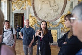 Excursão Evite as Filas de meio dia ao Palácio e Jardins de Versalhes de trem saindo de Paris