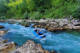 Rio de canoagem Neretva