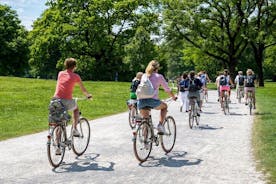 Excursão privada de bicicleta pela cidade de Munique e jardim inglês