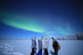  Auroraresa och snöskor i sjön Rautusjarvi