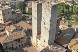 Excursão terrestre privada em Siena e San Gimignano de carro