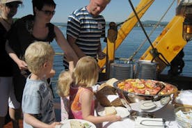 Croisière norvégienne de 3 heures en soirée à bord d'un voilier en bois sur le fjord d'Oslo