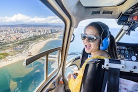 360ª 바르셀로나: 구시가지, 헬리콥터 및 항해 소그룹 투어