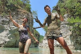 Osum Canyon e Bogove Waterfall Tour / Di Vato