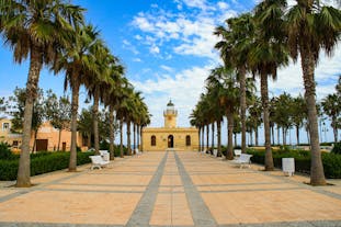 Faro de Roquetas de Mar