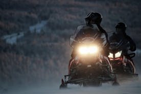 Evening Escape - safari de snowmobile e fogueira em Rovaniemi