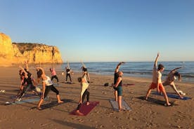 Revitalizing Beach Yoga em Portimão por el Sol Lifestyle