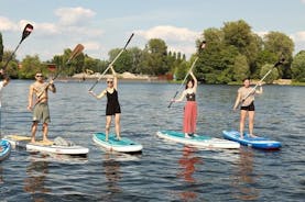 SUP Stand Up Paddle Tour Berliinissä oppaan kanssa