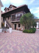 Apartamentos La Casona