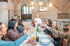 Privater Kochkurs mit Mittag- oder Abendessen in Assisi