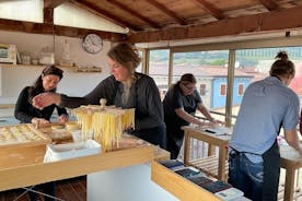 Cours de cuisine Vérone, cuisine dans une cuisine en cristal