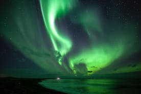 Excursão privada da aurora boreal saindo de Husavik