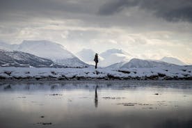 Private Tour zu Wanderungen, Besichtigungen und Schneeschuhwanderungen durch arktische Landschaften