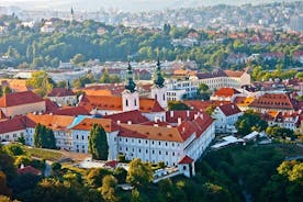 Privévervoer van Neurenberg naar Praag met 2 uur sightseeing