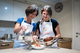 Partilhe a sua classe Pasta Love: aulas para grupos pequenos e tiramisu em Foligno