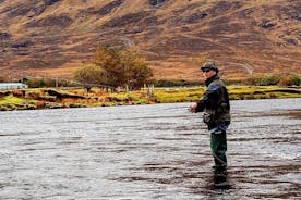 Atlantshafslax- og sjósilungsveiði. Erriff River, Mayo. Frönskumælandi Ghillie.