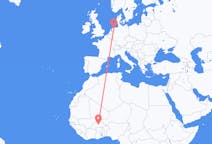 Flyreiser fra Ouagadougou, Burkina Faso til Groningen, Nederland