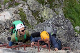 Via Ferrata AdventureでのKilataピークで2257 m