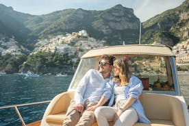 Excursion en bateau privé de Capri au départ de Positano sur Sorrentine "GOZZO"